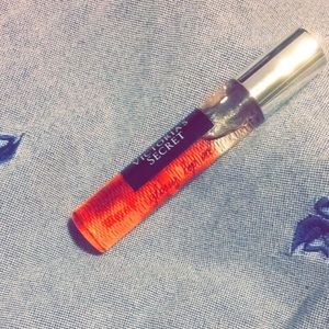 Victoria's Secret , lip gloss