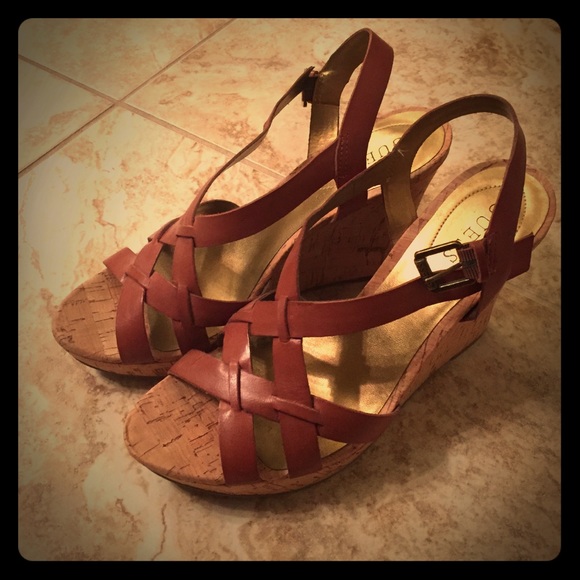 Brand New GUESS Light Brown Wedges - Picture 1 of 4