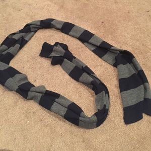 Black grey scarf
