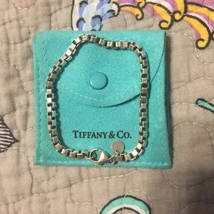 👑Tiffany Venetian Link Bracelet👑