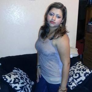 Meet your Posher, Estela