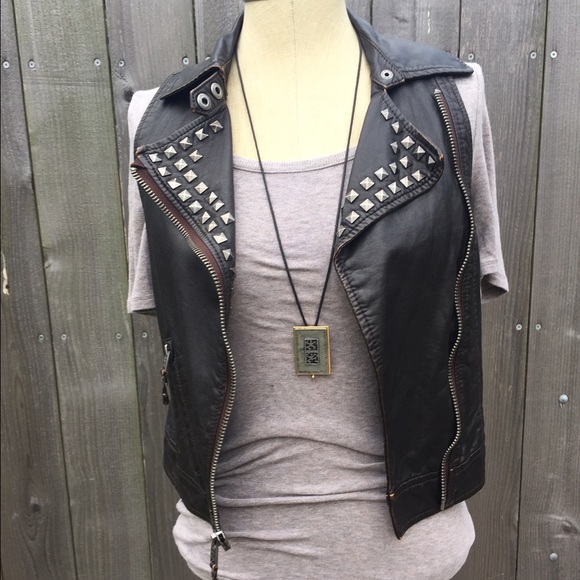 Hollister Jackets & Blazers - Hollister studded leather vest