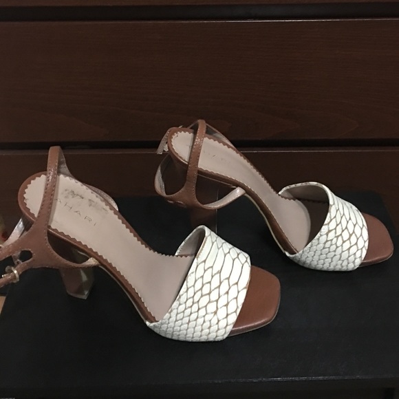 Tahari Destine. Wore once. - Picture 4 of 4