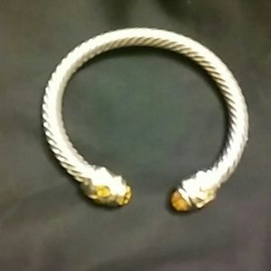 Cable bracelet