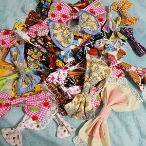 Handmade hair bows (LOT OF FIVE)