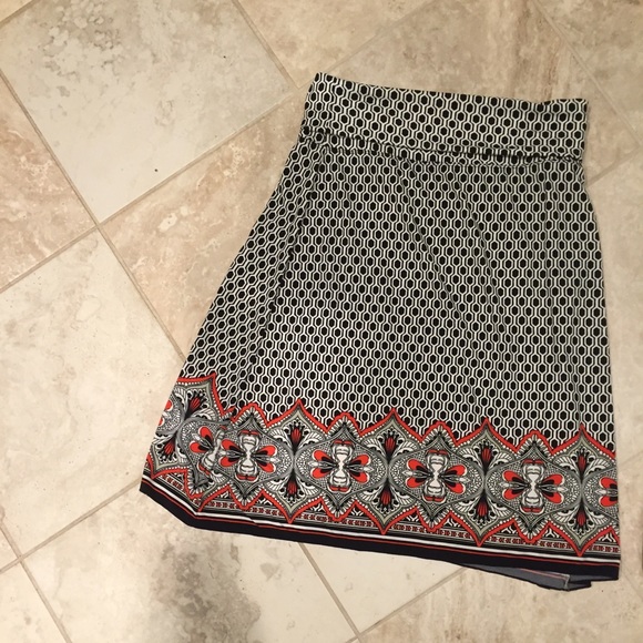 Nwot skirt. Great 4 work & extremely comfortable