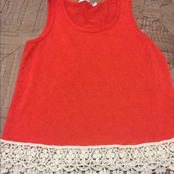 Crop top - Picture 1 of 1