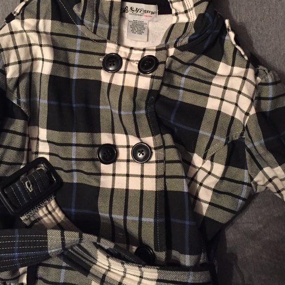 Spring coat - Picture 2 of 4