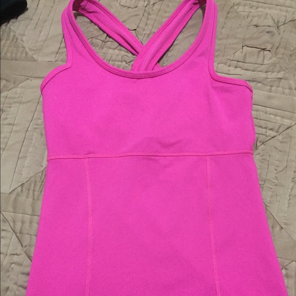 Work out top - Picture 1 of 2