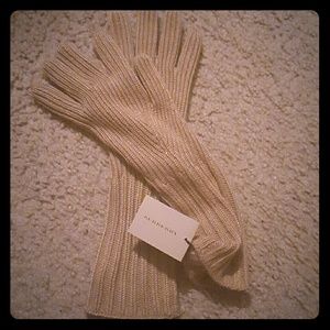 SALE!! Burberry cashmere gloves