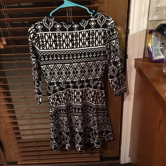 Aztec Dress - Picture 2 of 2