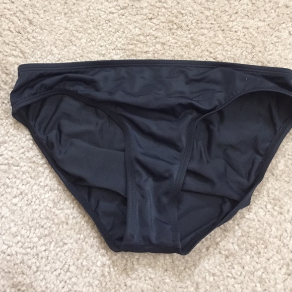 Black & white polka dot bikini w/ bottoms.Like new - Picture 3 of 4