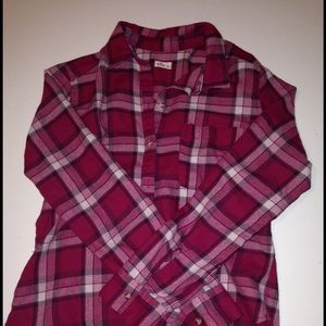 Hollister flannel !