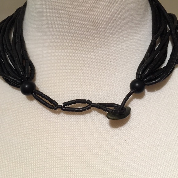 Necklace Wood and mother of pearl - Picture 4 of 5