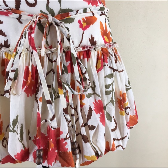 Guess Dresses & Skirts - NWT! Guess Floral Bubble Skirt