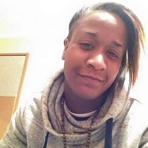 Meet your Posher, Cara