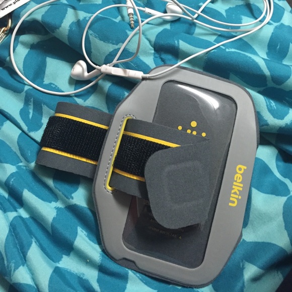 iPhone 5 armband