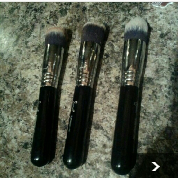 Sigma Kabuki Brushes