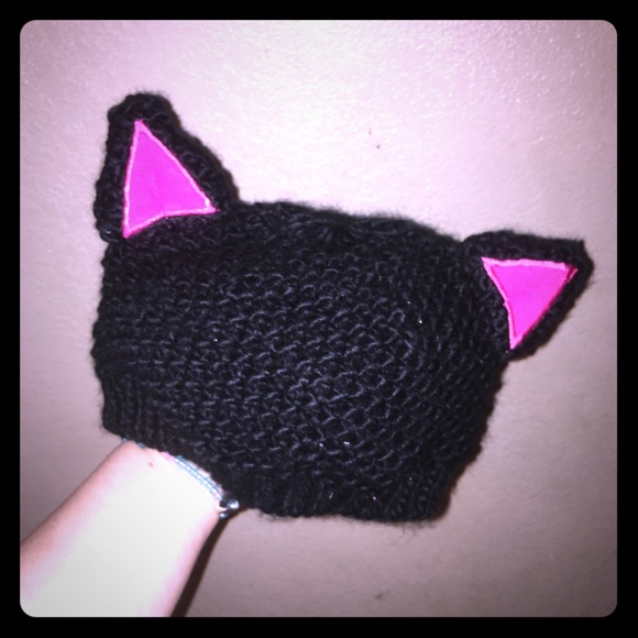Cat beanie with ears