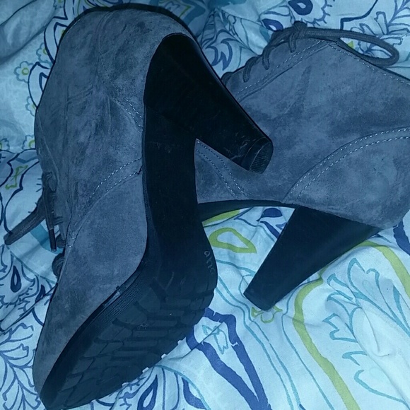 Booties - Picture 3 of 4