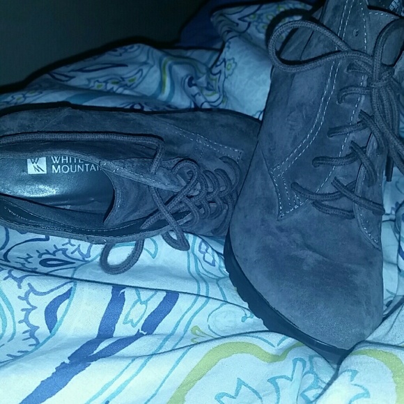 Booties - Picture 4 of 4