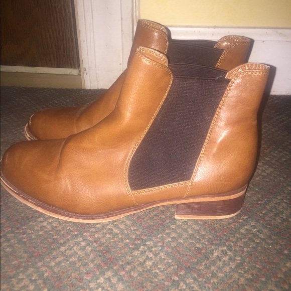 Light brown booties :) - Picture 2 of 4