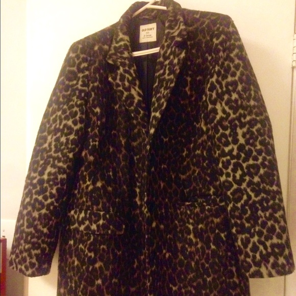Old Navy leopard coat