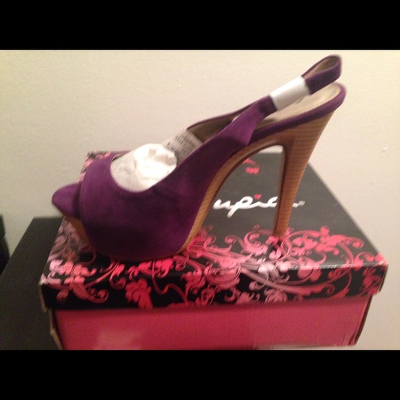 Qupid Forward-01 Purple Faux Suede Open Toe Heels - Picture 2 of 3