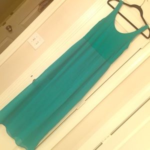 Green maxi dress