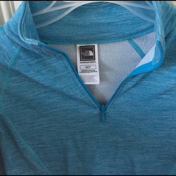 Northface Pullover - Picture 2 of 3