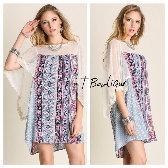 2 a T Boutique  Dresses & Skirts - 🎉SALE 🎉Butterfly Sleeve tunic Dress