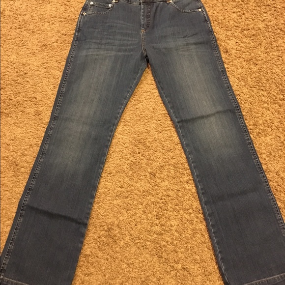 NWT ASOS Slouchy Jeans