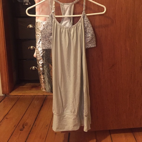 lululemon athletica Tops - Lululemon tank size 6