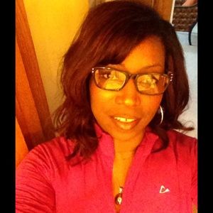 Meet your Posher, Annette