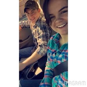 Meet your Posher, Alexis