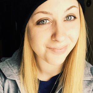 Meet your Posher, Kari