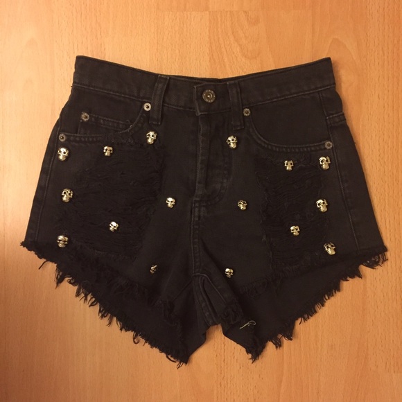 LF Carmar Studded Skull Denim Shorts - Picture 3 of 4