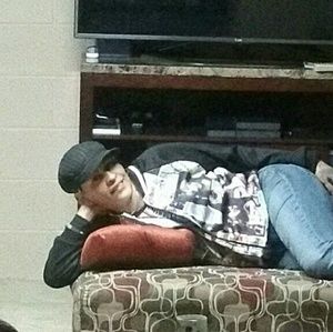 Meet your Posher, Yolanda