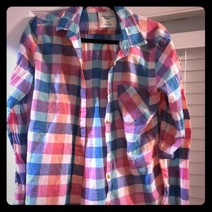 AE checked light weight button down shirt