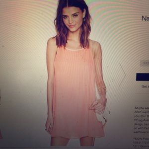 Breezy summer dress in peach. Never been worn