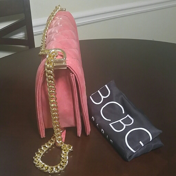 SOLD . BagBCBG Matte Quilted Shoulder Bag. - Picture 3 of 4
