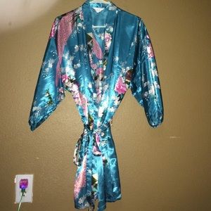 Kimono robe