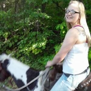 Meet your Posher, Toni