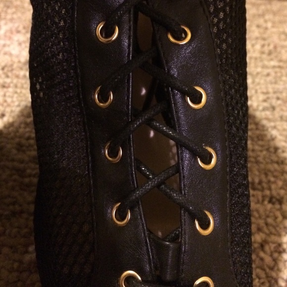 Black Lace Up Wedges, Never Been Worn - Picture 4 of 4