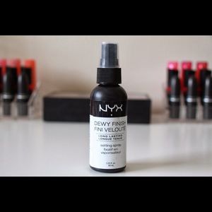 Nyx dewy finish long lasting setting apart 60ml