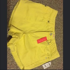 Yellow high wasted shorts