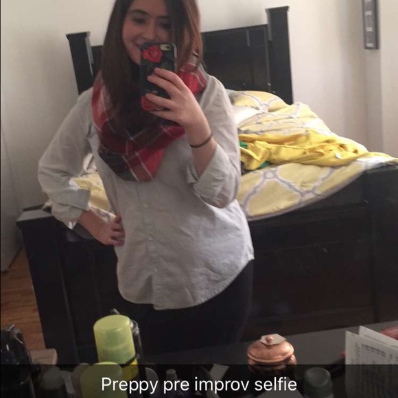 Meet your Posher, Lauren - Picture 4 of 4