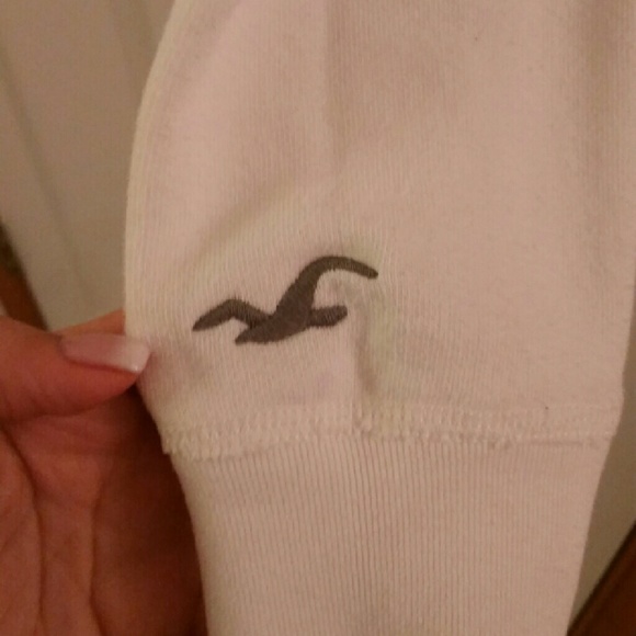 Hollister Beaded Sweater - Picture 4 of 4