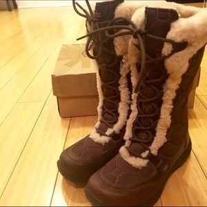 Lace Up UGG Boot Size 7