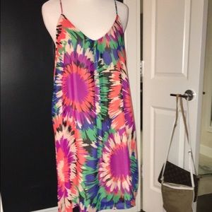 IMPECCABLE PIG FLOWER DRESS!